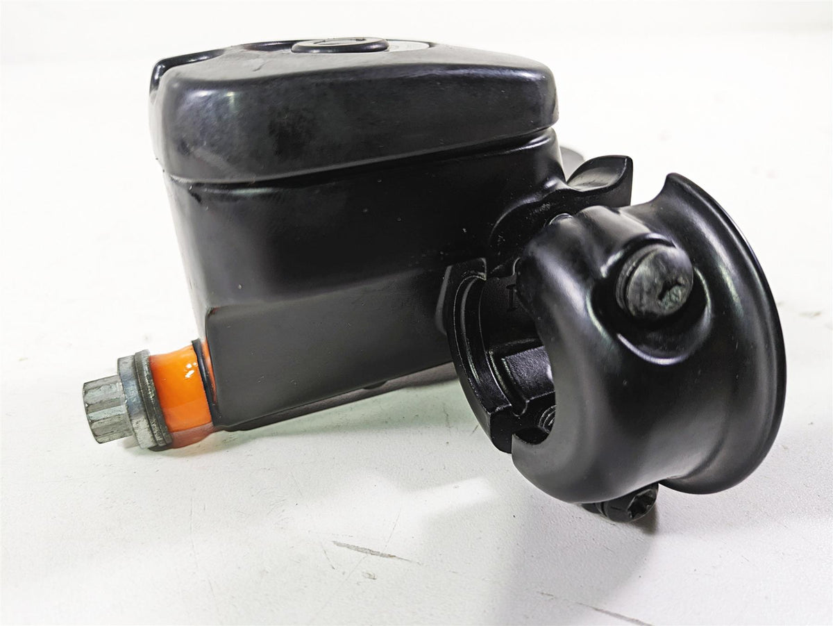 2017 Harley Dyna FXDB Street Bob Front Brake Master Cylinder 9/16 Bore 45029-11D {{ shop.shopifyCountryName }} - Mototech271