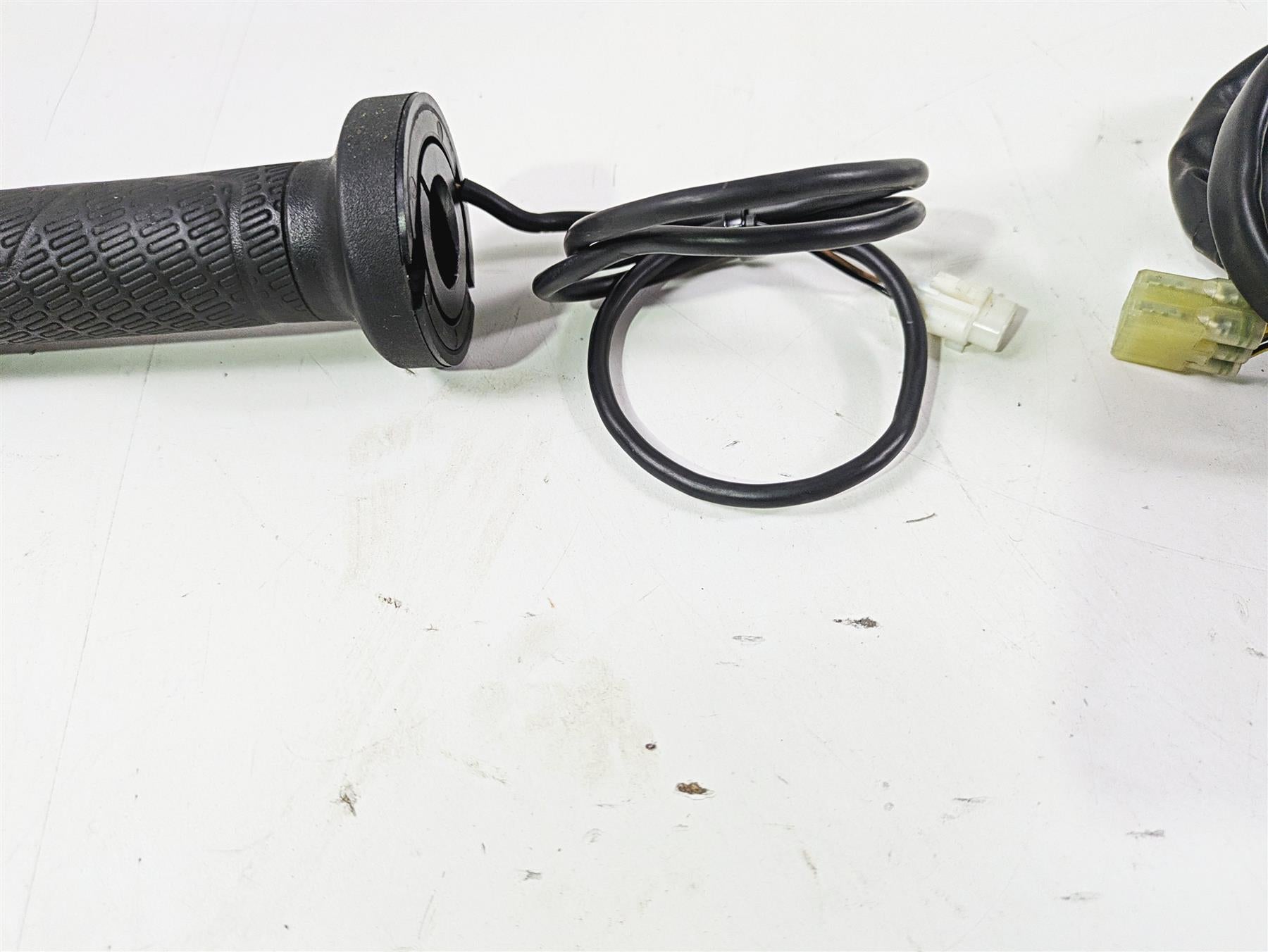 2018 KTM 1290 Super Adv S Heated Ride By Wire Throttle Sensor Grip 60711012000 {{ shop.shopifyCountryName }} - Mototech271