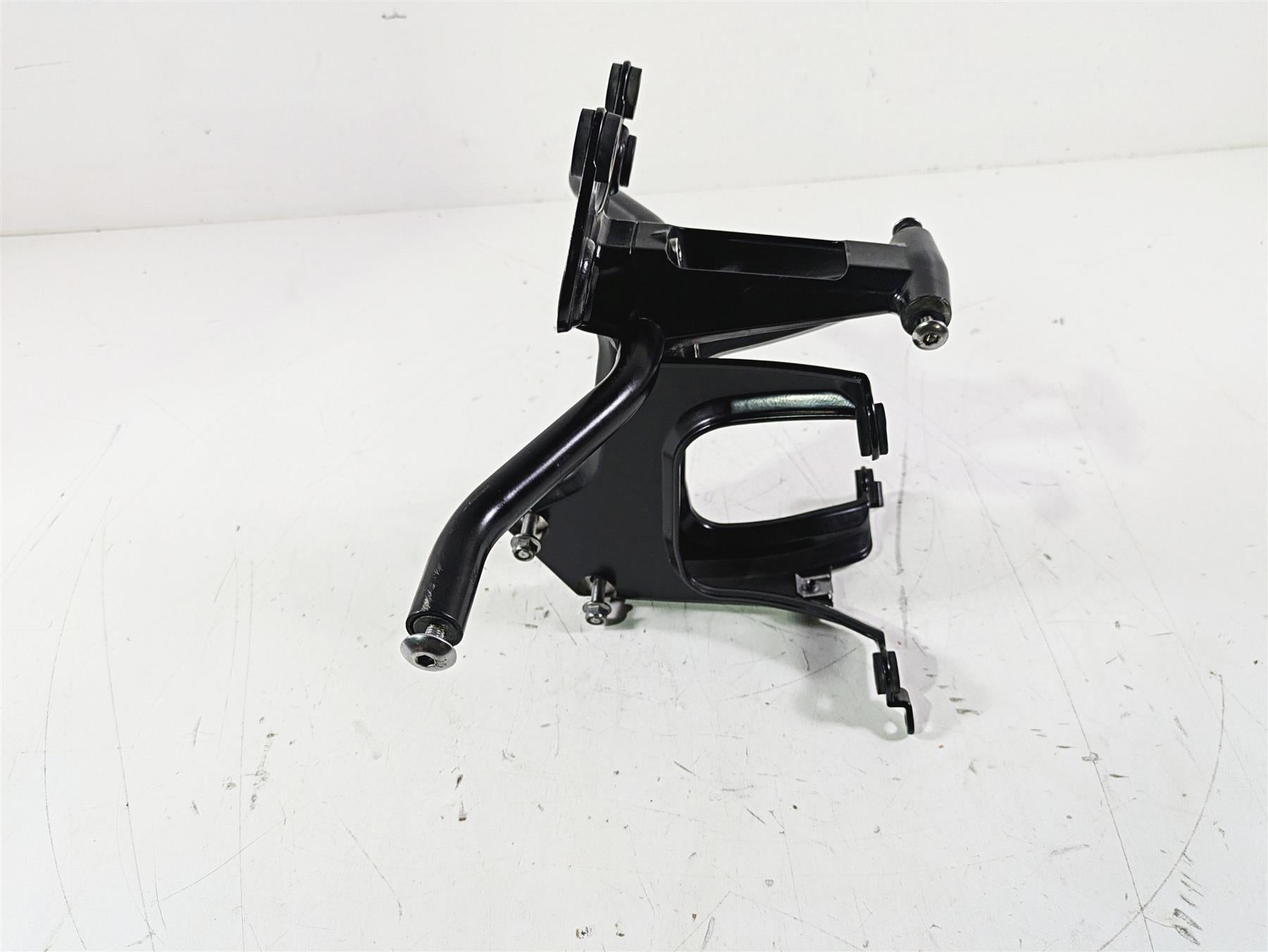 2015 Triumph Tiger Explorer XC Gauges Cockpit Stay Holder T2303404 {{ shop.shopifyCountryName }} - Mototech271