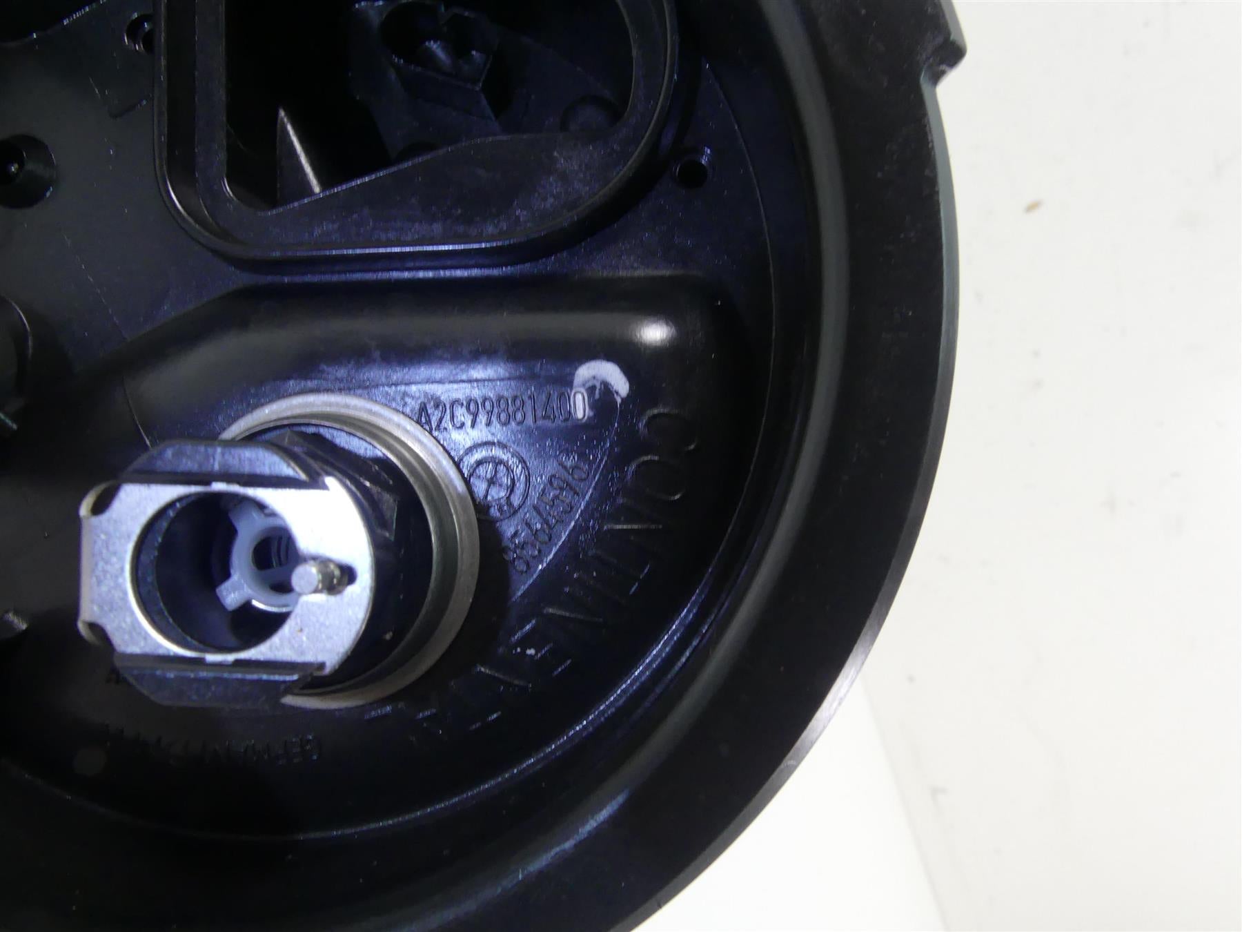 2017 BMW RnineT Racer K32 Fuel Gas Petrol Pump - Tested 16148564596 {{ shop.shopifyCountryName }} - Mototech271