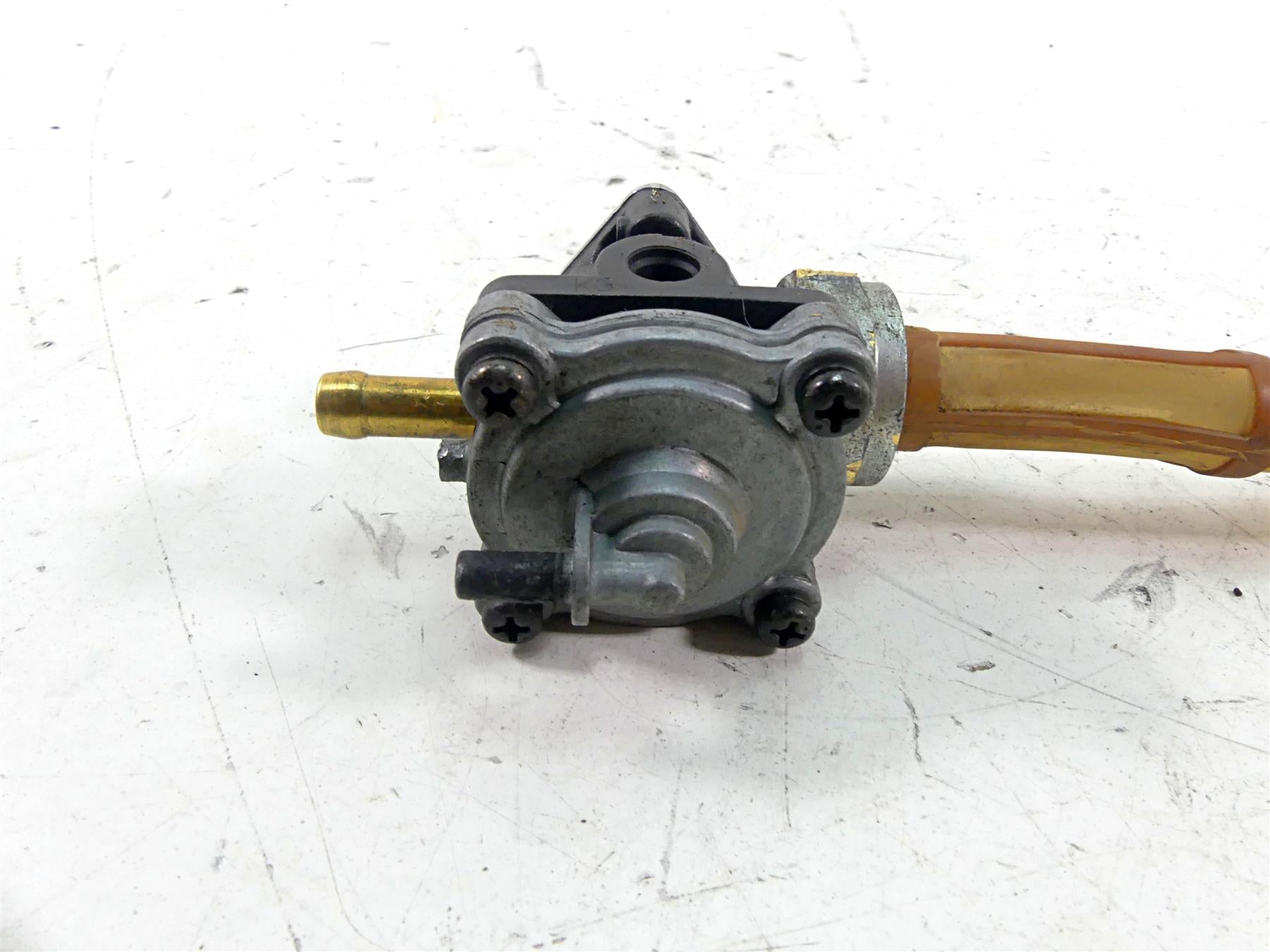 1997 Harley Sportster XL1200 C Petcock Fuel Gas Petrol Valve 62169-95C {{ shop.shopifyCountryName }} - Mototech271