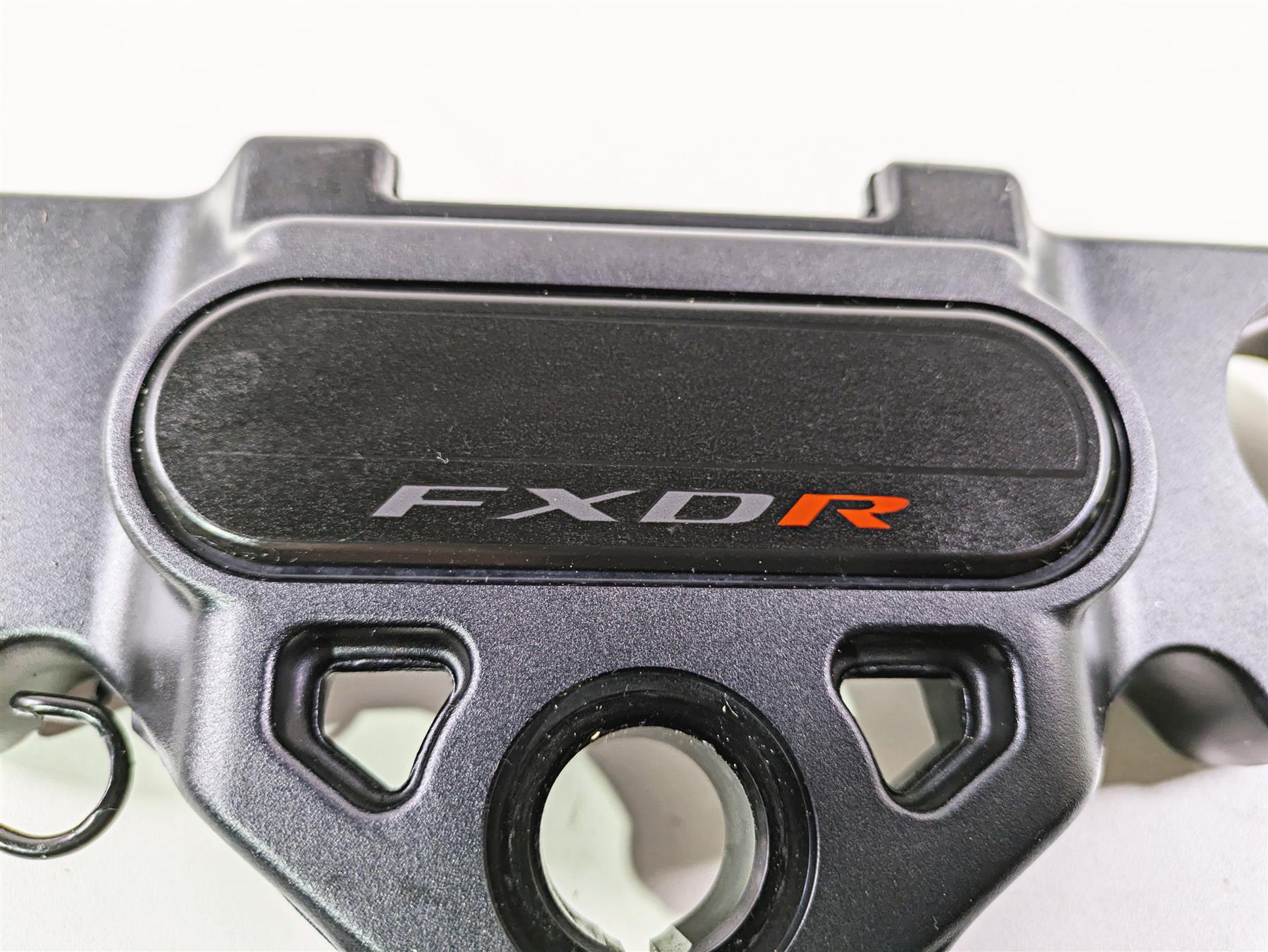 2019 Harley Softail FXDR 114 Upper Triple Tree Steering Clamp 45900219 {{ shop.shopifyCountryName }} - Mototech271
