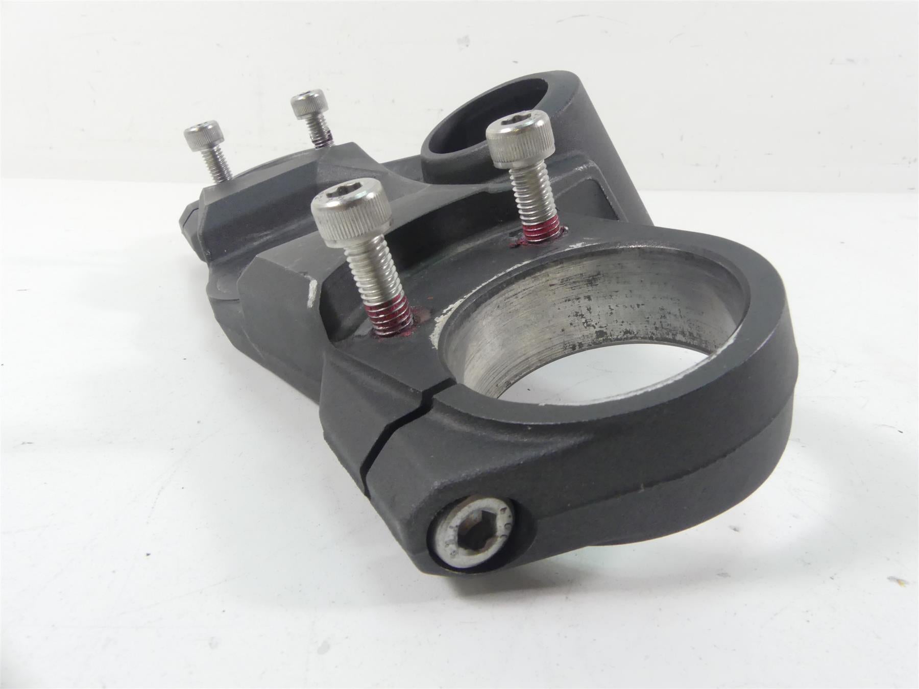 2019 Kawasaki ZX1400 ZX-14R Ninja Upper Triple Tree Steering Clamp 44039-0113-18 {{ shop.shopifyCountryName }} - Mototech271