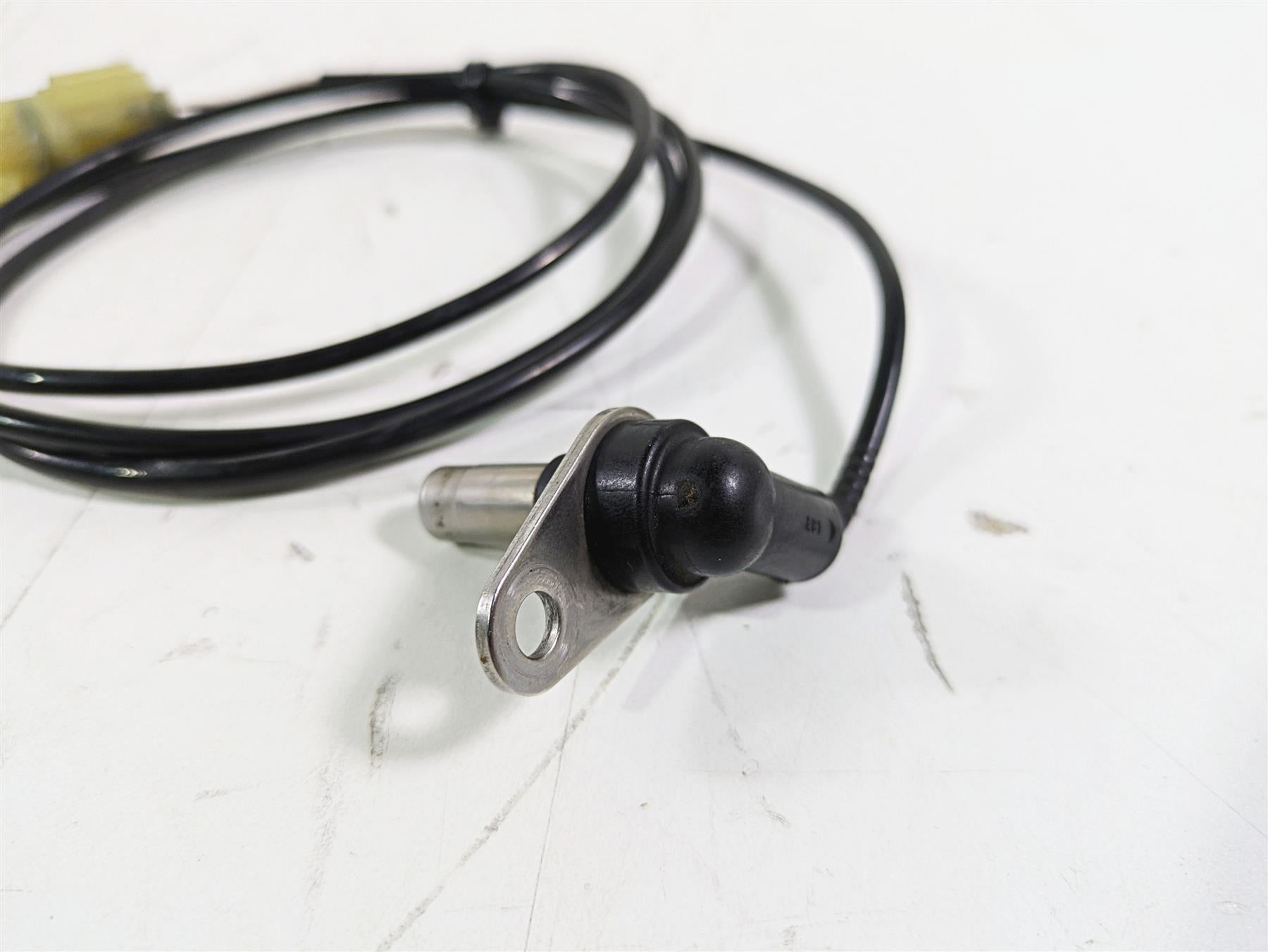 2015 Triumph Tiger Explorer XC Front Abs Brake Wheel Speed Sensor T2024446 {{ shop.shopifyCountryName }} - Mototech271