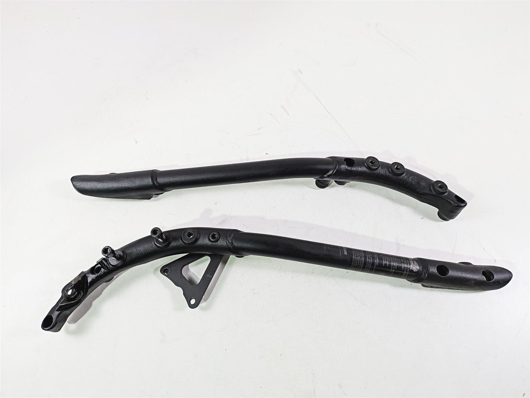 2017 Indian Chieftain Limited Front Frame Down Tube Set 1018969 1018970 {{ shop.shopifyCountryName }} - Mototech271