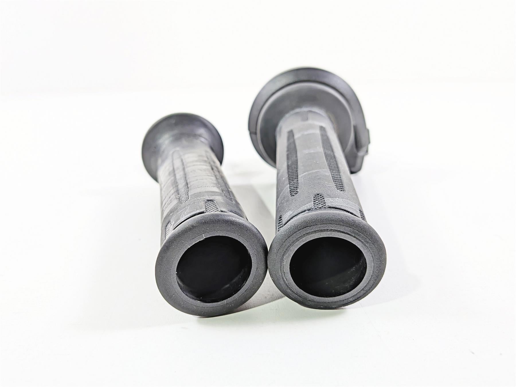 2015 BMW R1200GS K50 Left Right Heated Hand Grip Cruise 61318552124 {{ shop.shopifyCountryName }} - Mototech271