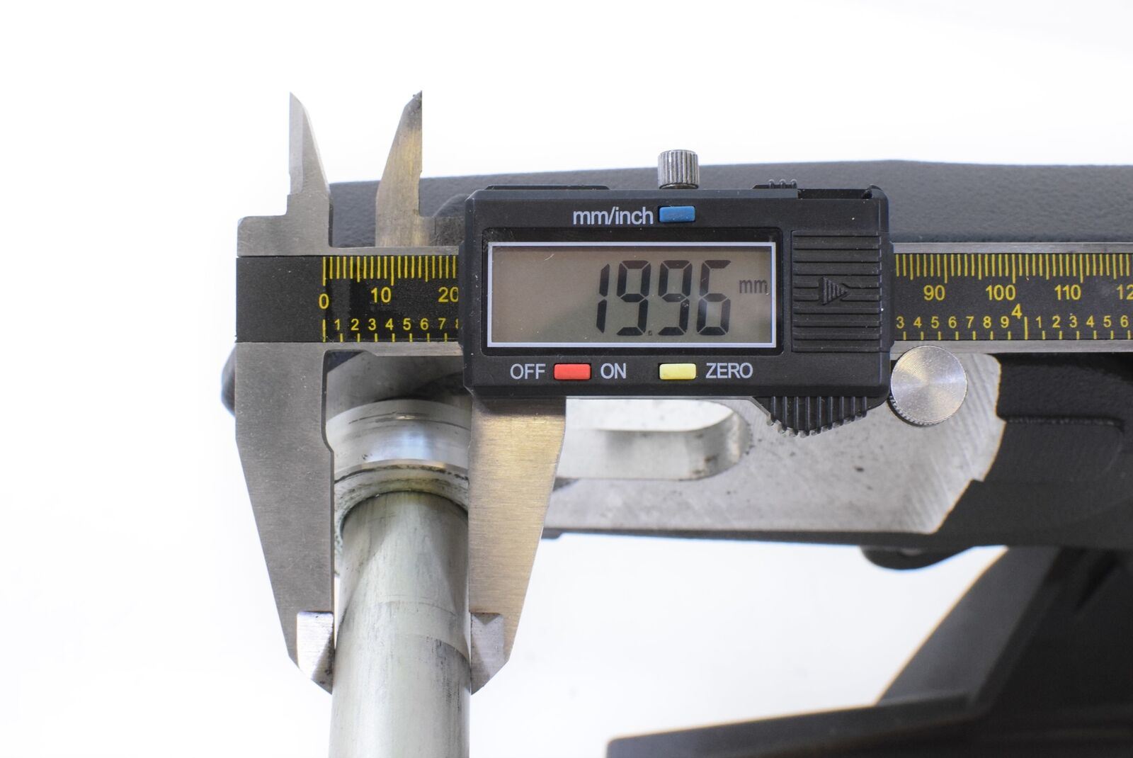 2011 Triumph Tiger 800XC 800 ABS Rear Suspension Swingarm Swing Arm T2052501 {{ shop.shopifyCountryName }} - Mototech271