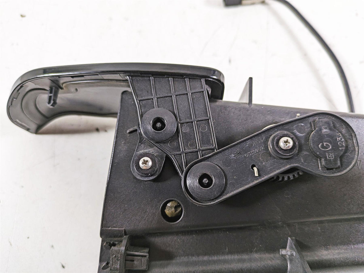 2015 Harley Touring FLHXS Street Glide Front Fairing Media Compartment 76000117 {{ shop.shopifyCountryName }} - Mototech271