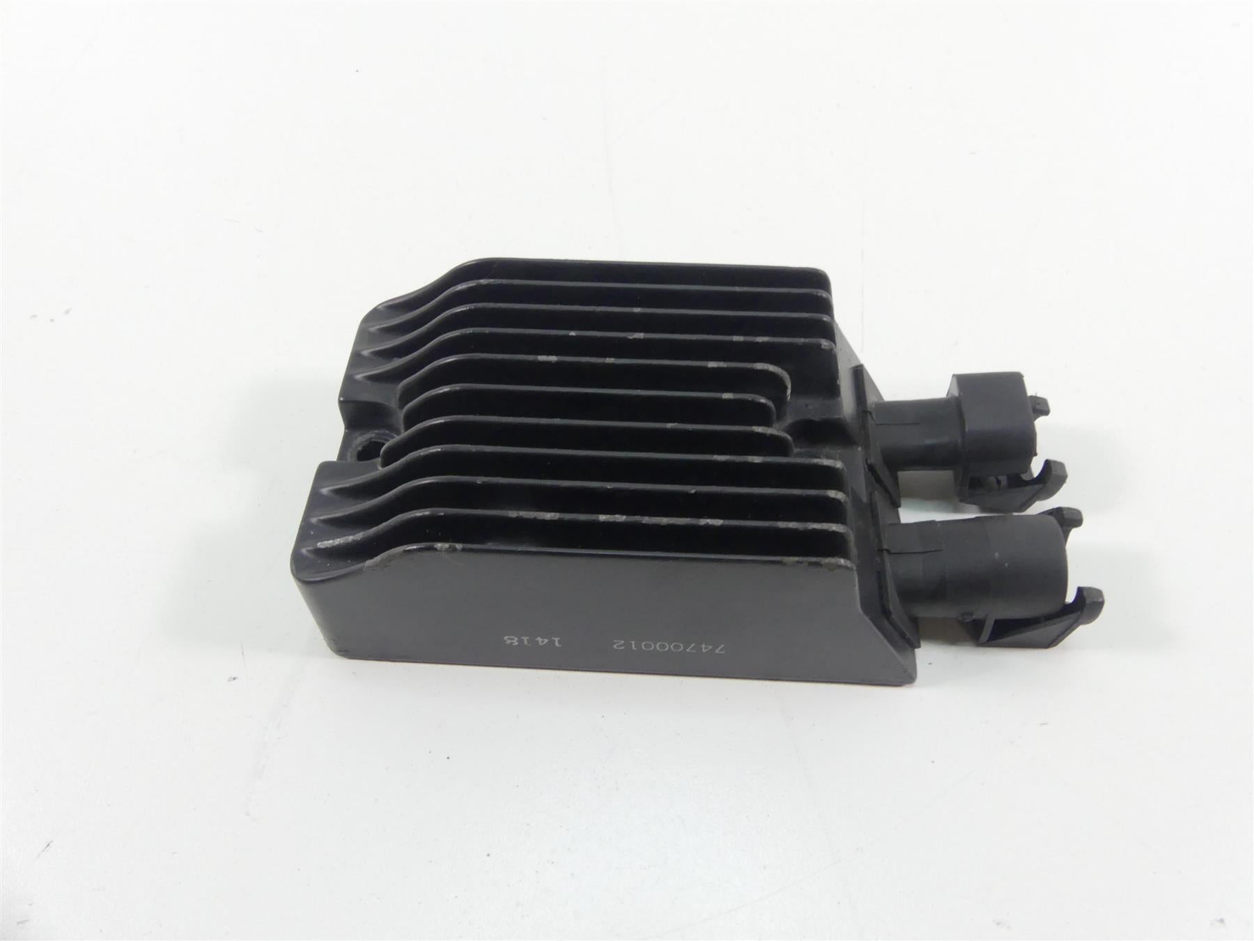2018 Harley Sportster XL1200 Custom Rectifier Voltage Regulator 74700012 {{ shop.shopifyCountryName }} - Mototech271