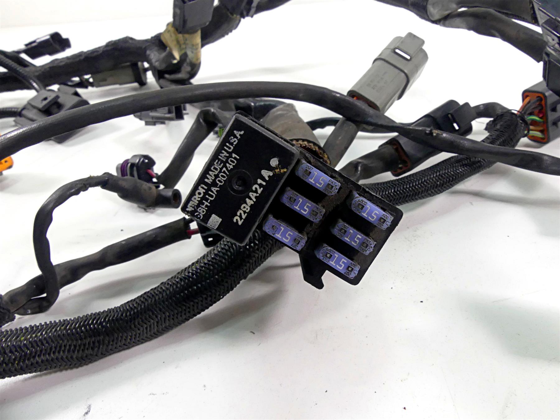 2005 Harley Sportster XL1200 C Main Wiring Harness Loom - Read 70139-05 {{ shop.shopifyCountryName }} - Mototech271