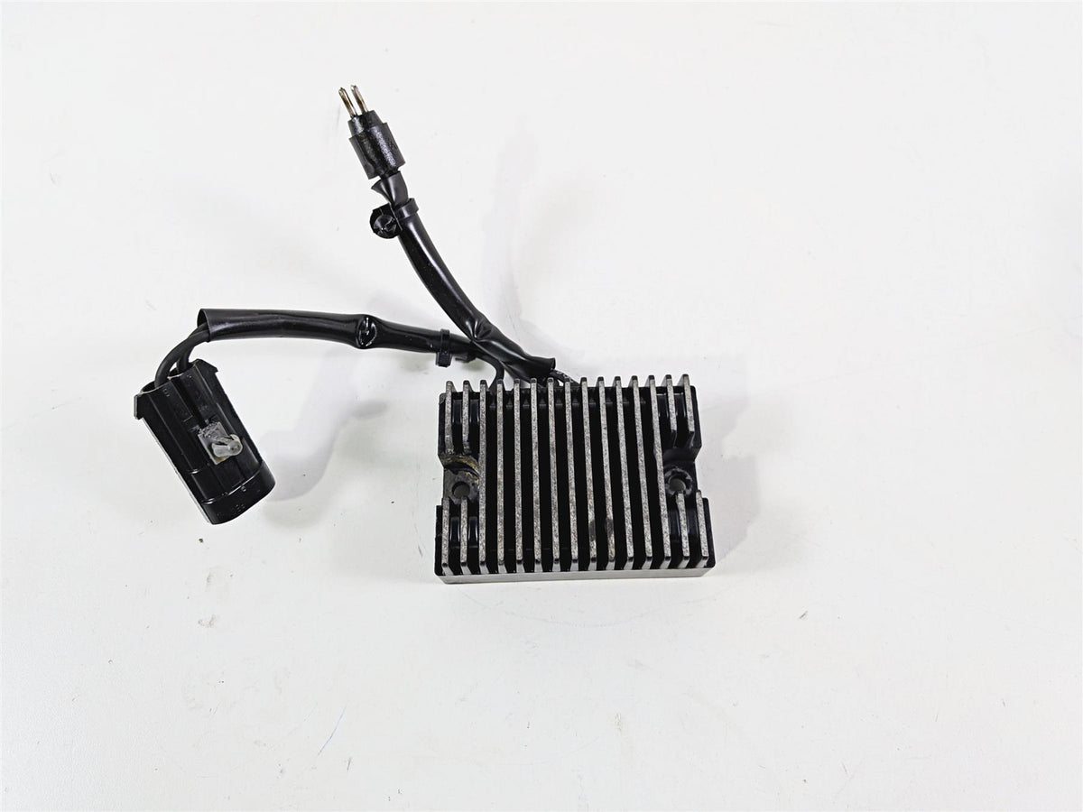2006 Harley Sportster XL883 Low Rectifier Voltage Regulator 74523-04 {{ shop.shopifyCountryName }} - Mototech271