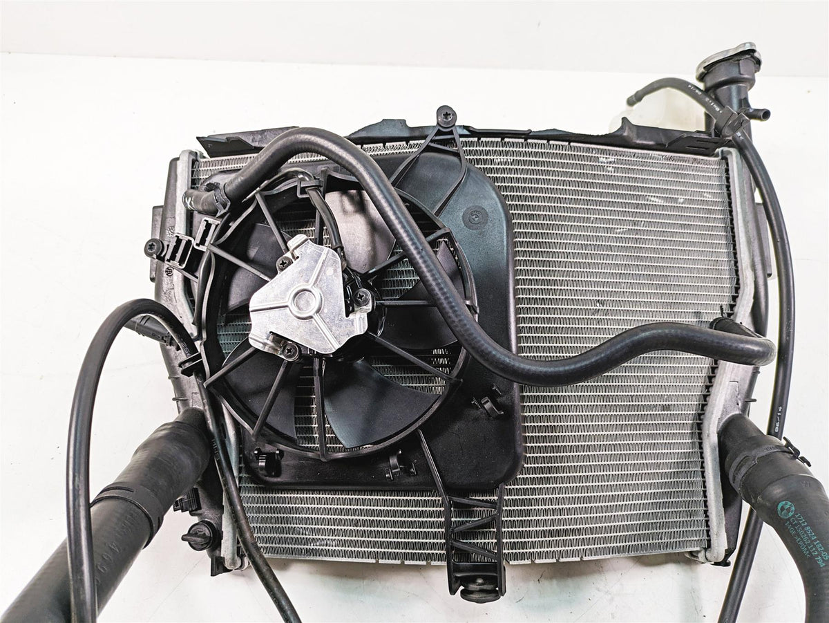 2015 BMW S1000RR K46 Radiator Fans Reservoir Hoses Set - Read 17118546822 {{ shop.shopifyCountryName }} - Mototech271