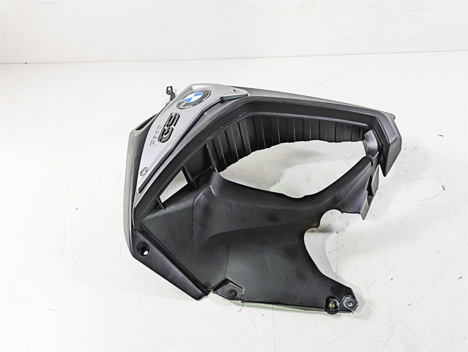 2017 BMW F800GS Adv K75 Right Main Tank Fairing Cover 46638530530 {{ shop.shopifyCountryName }} - Mototech271