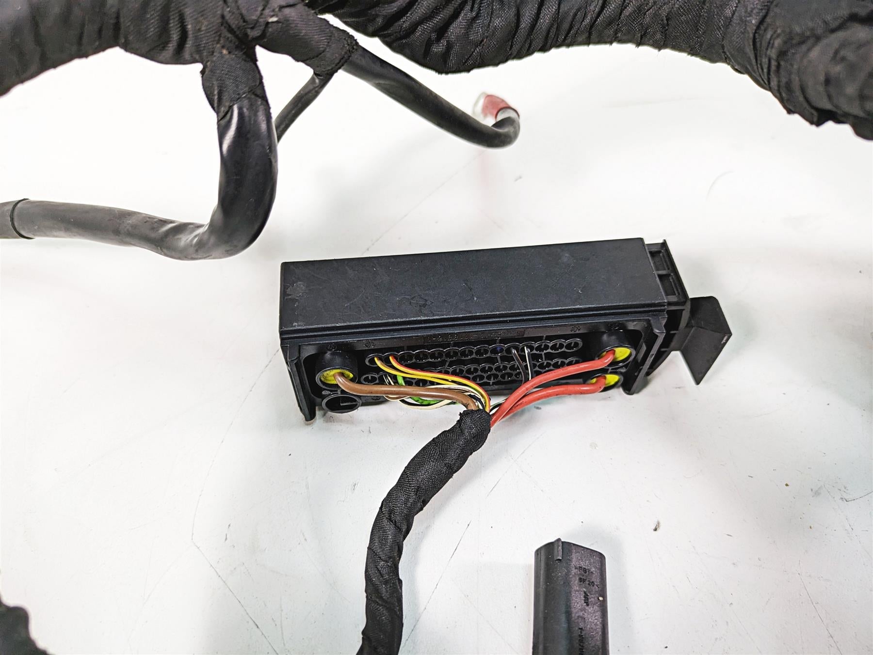 2007 BMW R1200RT K26 Main & Engine Wiring Harness -Read 61117704199 {{ shop.shopifyCountryName }} - Mototech271