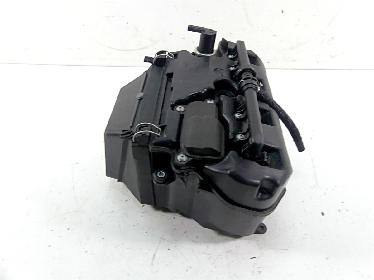 2018 BMW S1000RR K46 Airbox Cleaner Breather & Fuel Injector Set 13718561315 {{ shop.shopifyCountryName }} - Mototech271