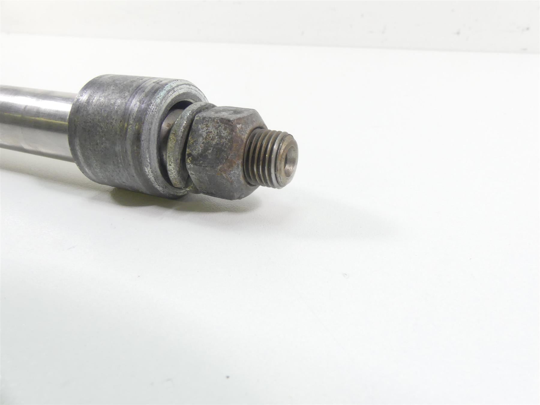 1999 Harley Dyna FXDS Convertible Straight 3/4" Front Wheel Axle 43895-87B {{ shop.shopifyCountryName }} - Mototech271