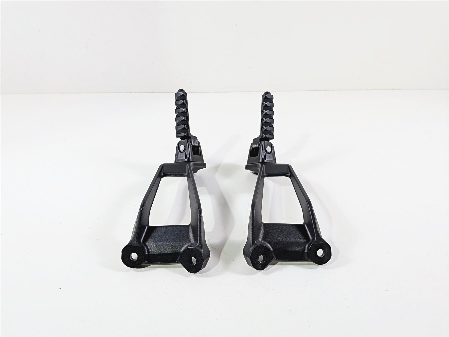 2015 KTM 1290 R Super Duke Rear Passenger Foot Peg Footpeg 6130304800033S-Mototech271