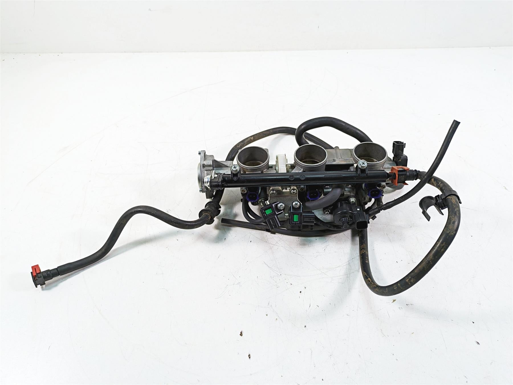 2018 Yamaha YXZ1000R EPS SS Throttle Body Bodies -Tested 2HC-13750-00-00 {{ shop.shopifyCountryName }} - Mototech271