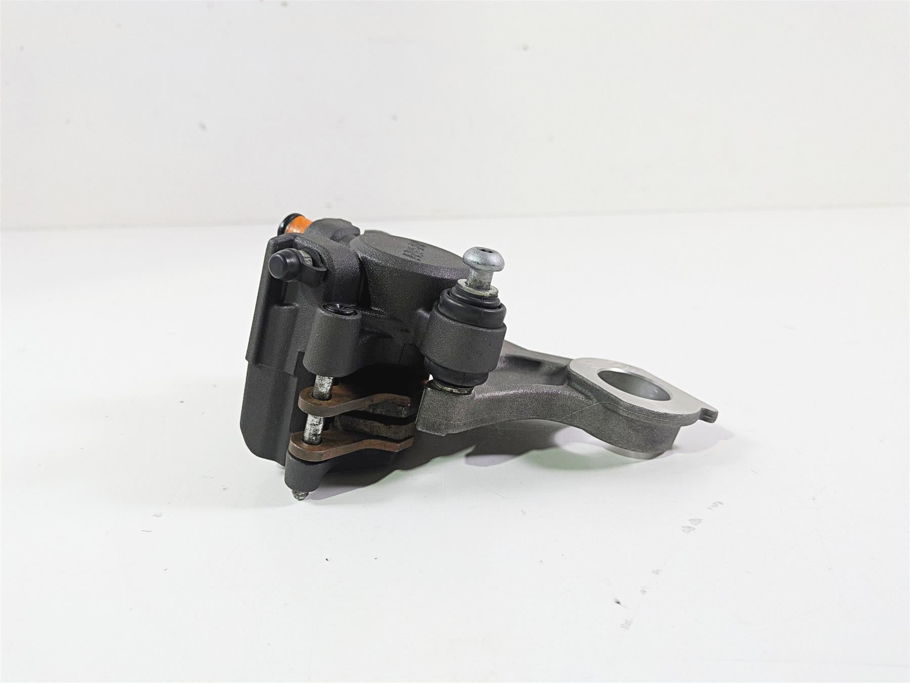 2014 Yamaha YZFR1 R1 RN22 Rear Brake Caliper & Bracket Nissin 5VY-2580W-12-00 {{ shop.shopifyCountryName }} - Mototech271