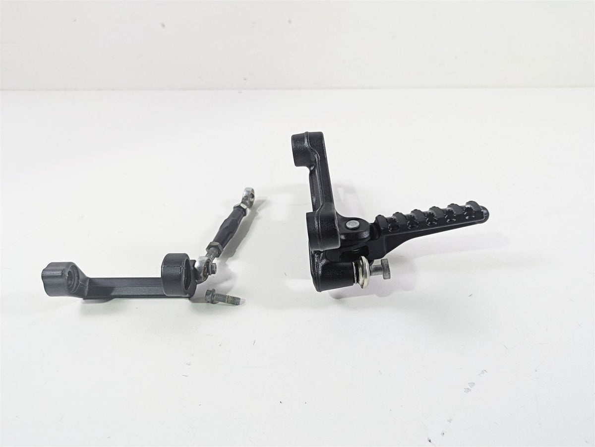 2017 KTM 1290 Super Duke GT Front Left Footpeg & Shifter 6130313800033S {{ shop.shopifyCountryName }} - Mototech271