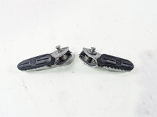 Load image into Gallery viewer, 2010 BMW R1200GS K25 Front Footpeg Foot Peg Rest Set 46717729281 46717729282
