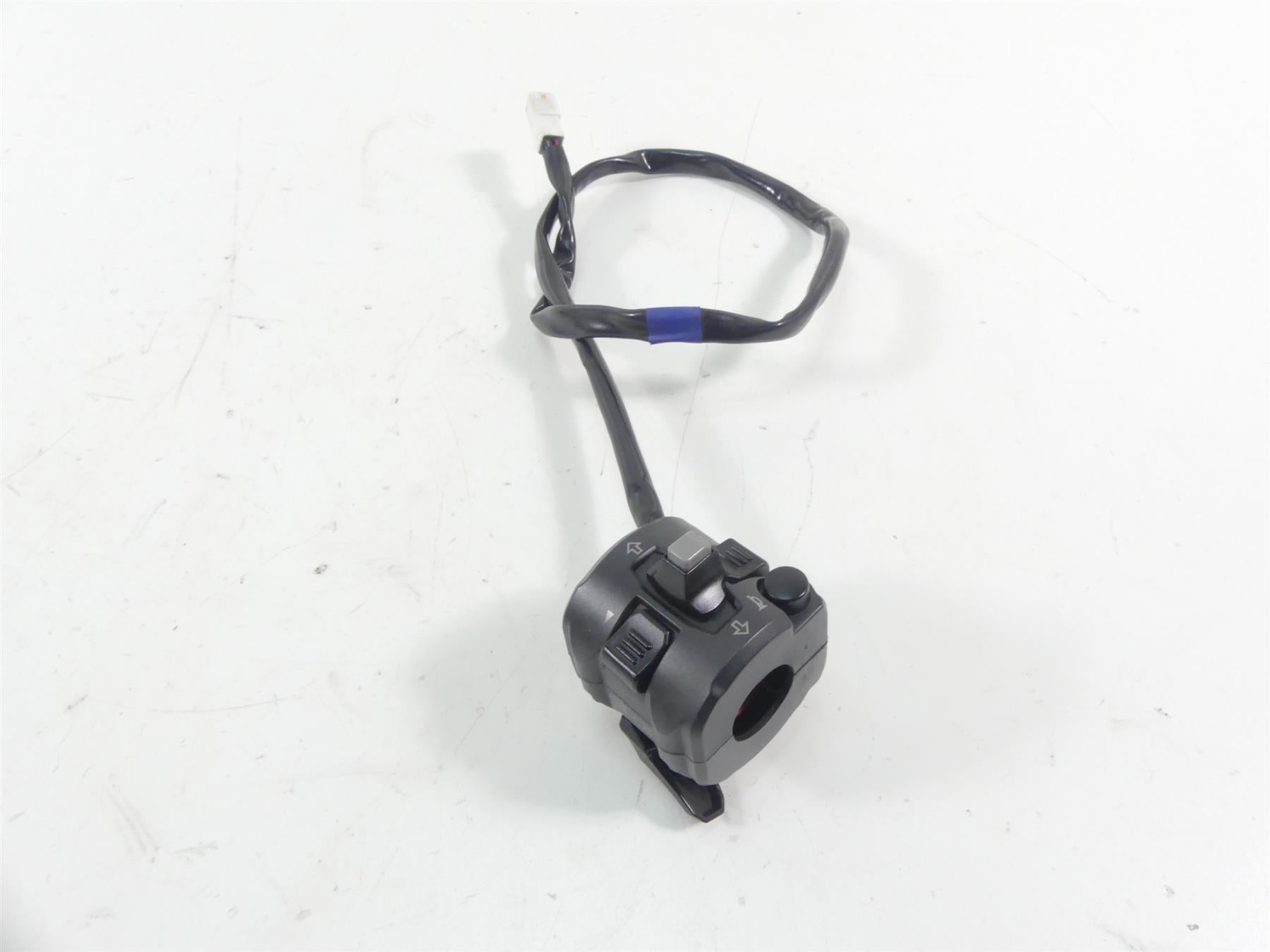 2015 Ducati Diavel Dark Left Turn Signal Horn Lights Control Switch 65110161A