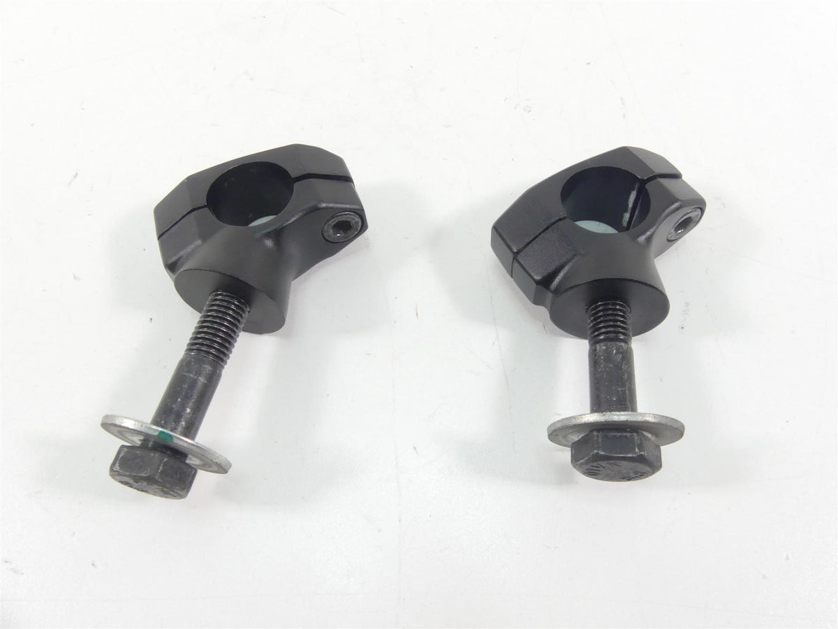 2015 Victory Cross Country Tour Handlebar Holder Riser Set 5139570 {{ shop.shopifyCountryName }} - Mototech271