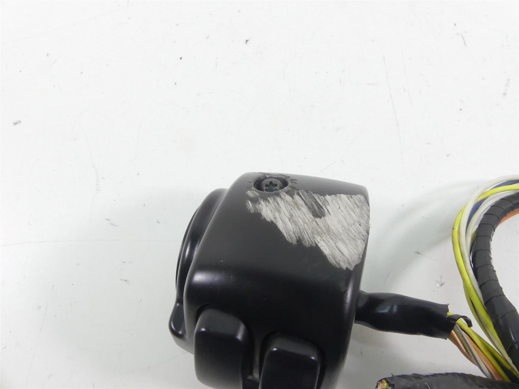2005 Harley Dyna FXDLI Low Rider Left Hand Light Control Switch 71682-06A {{ shop.shopifyCountryName }} - Mototech271