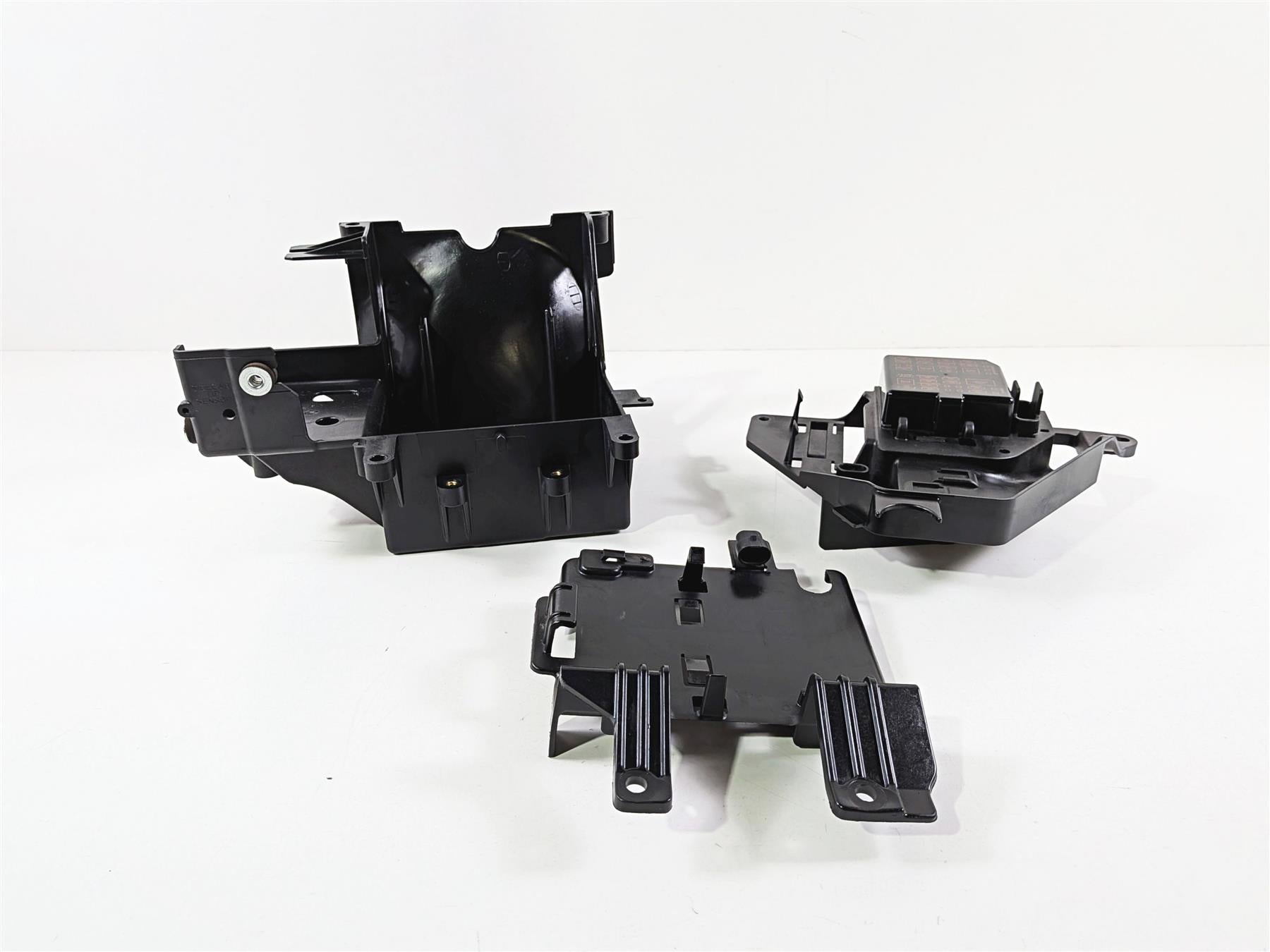 2011 Harley Touring FLHTCU CVO Electra Glide Battery Electric Tray Set 66281-09B-Mototech271