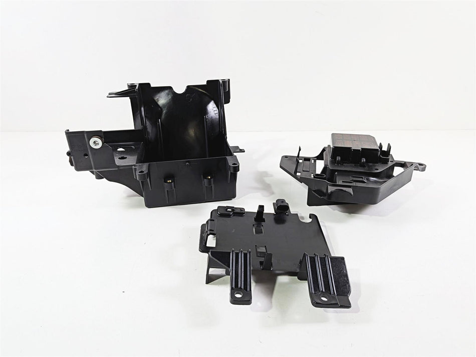 2011 Harley Touring FLHTCU CVO Electra Glide Battery Electric Tray Set 66281-09B-Mototech271