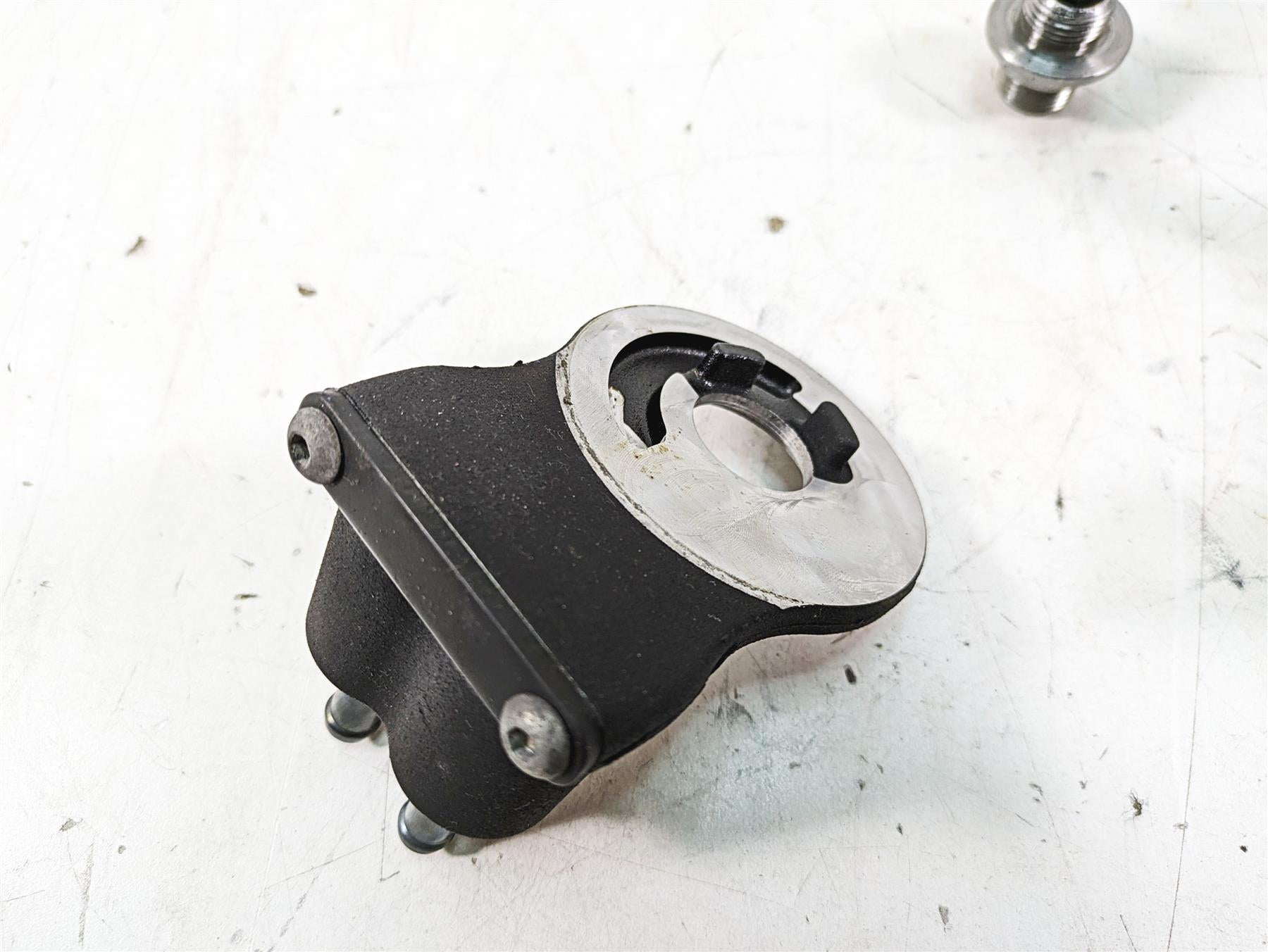 2013 Harley Touring FLHX Street Glide Oil Cooler & Flange Adapter Set 63083-11A {{ shop.shopifyCountryName }} - Mototech271