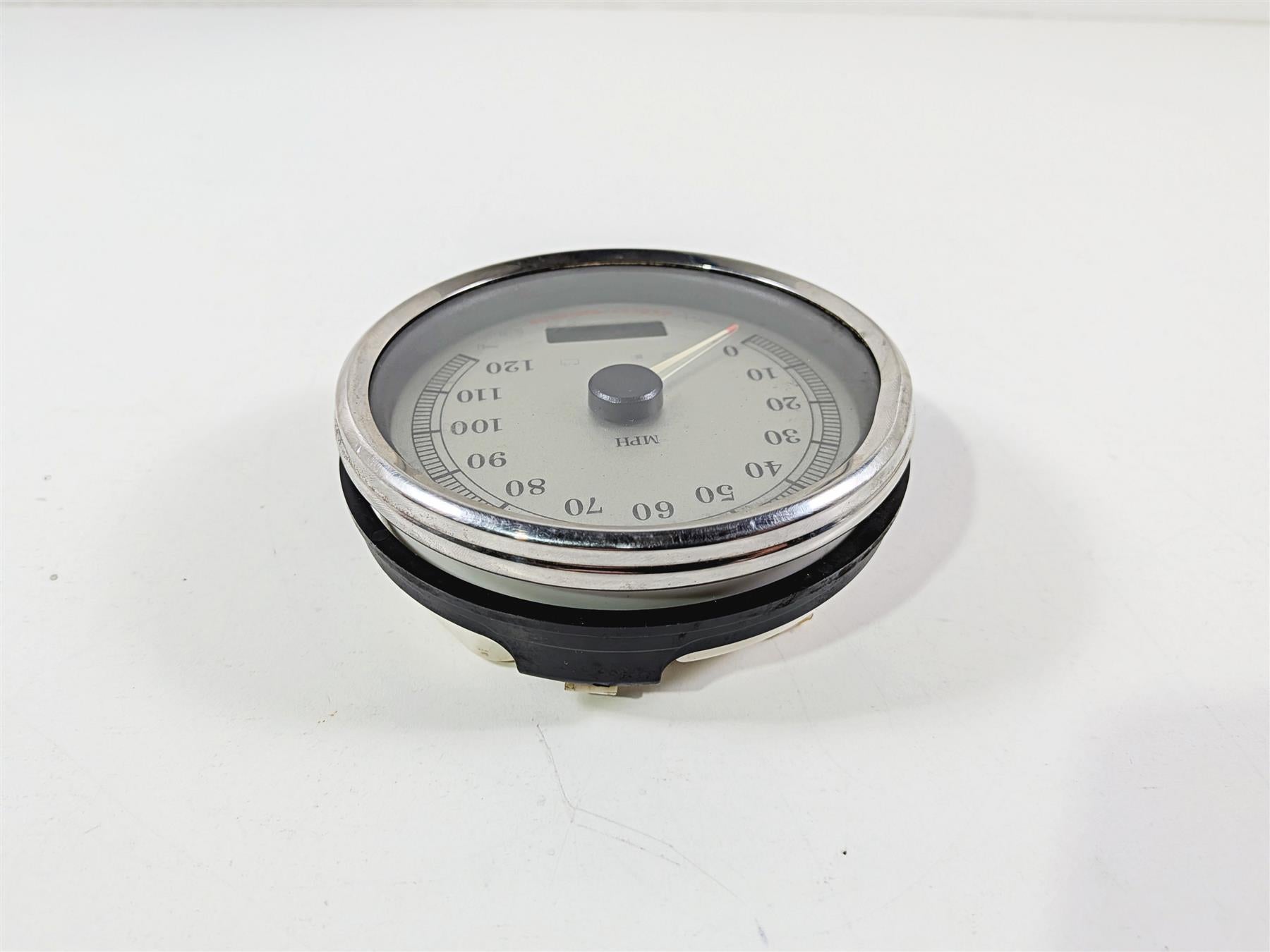 2011 Harley FXDF Dyna Fat Bob Speedometer Gauge Instrument 2K Only 67096-09 {{ shop.shopifyCountryName }} - Mototech271