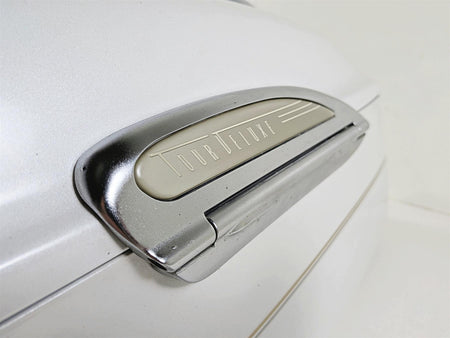 2006 Yamaha XVZ1300 Royal Star Left Right Saddle Bag Set White 4XY-Y2843-2H-P2 {{ shop.shopifyCountryName }} - Mototech271