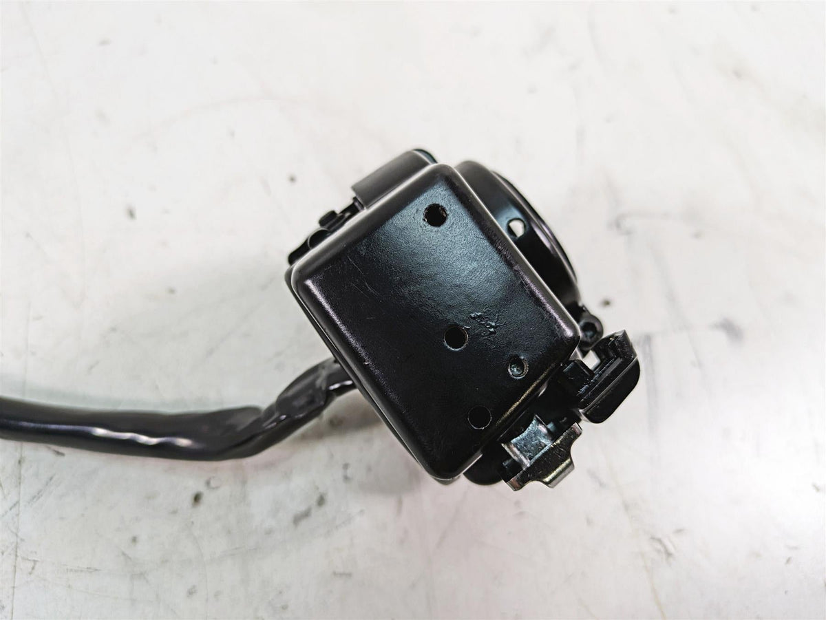2009 Harley Touring FLHTCU Electra Glide Left Control Switch - Read 71682-06A {{ shop.shopifyCountryName }} - Mototech271