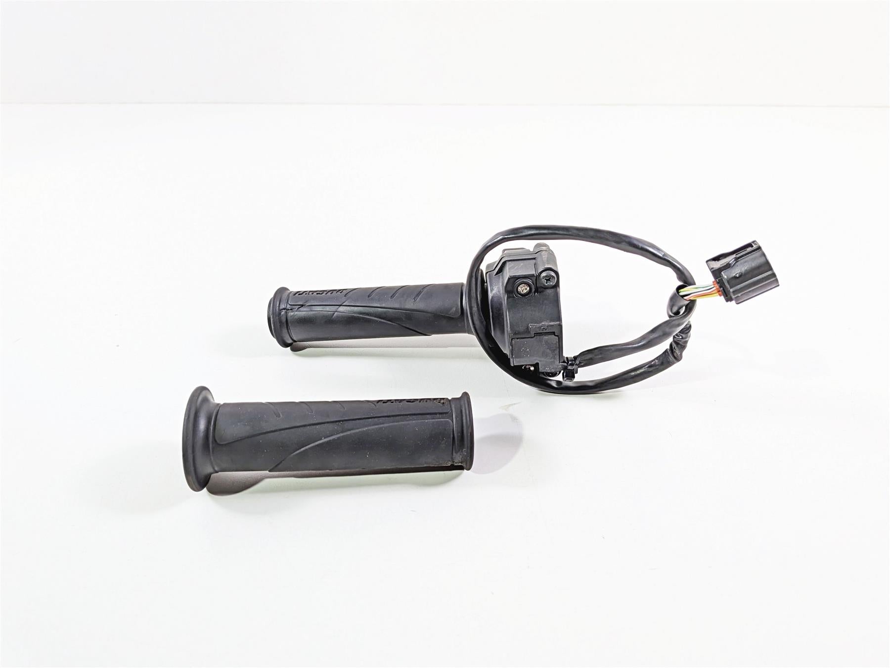 2019 Ducati 959 Panigale Ride Fly By Wire Throttle Set - Read 66020011B {{ shop.shopifyCountryName }} - Mototech271