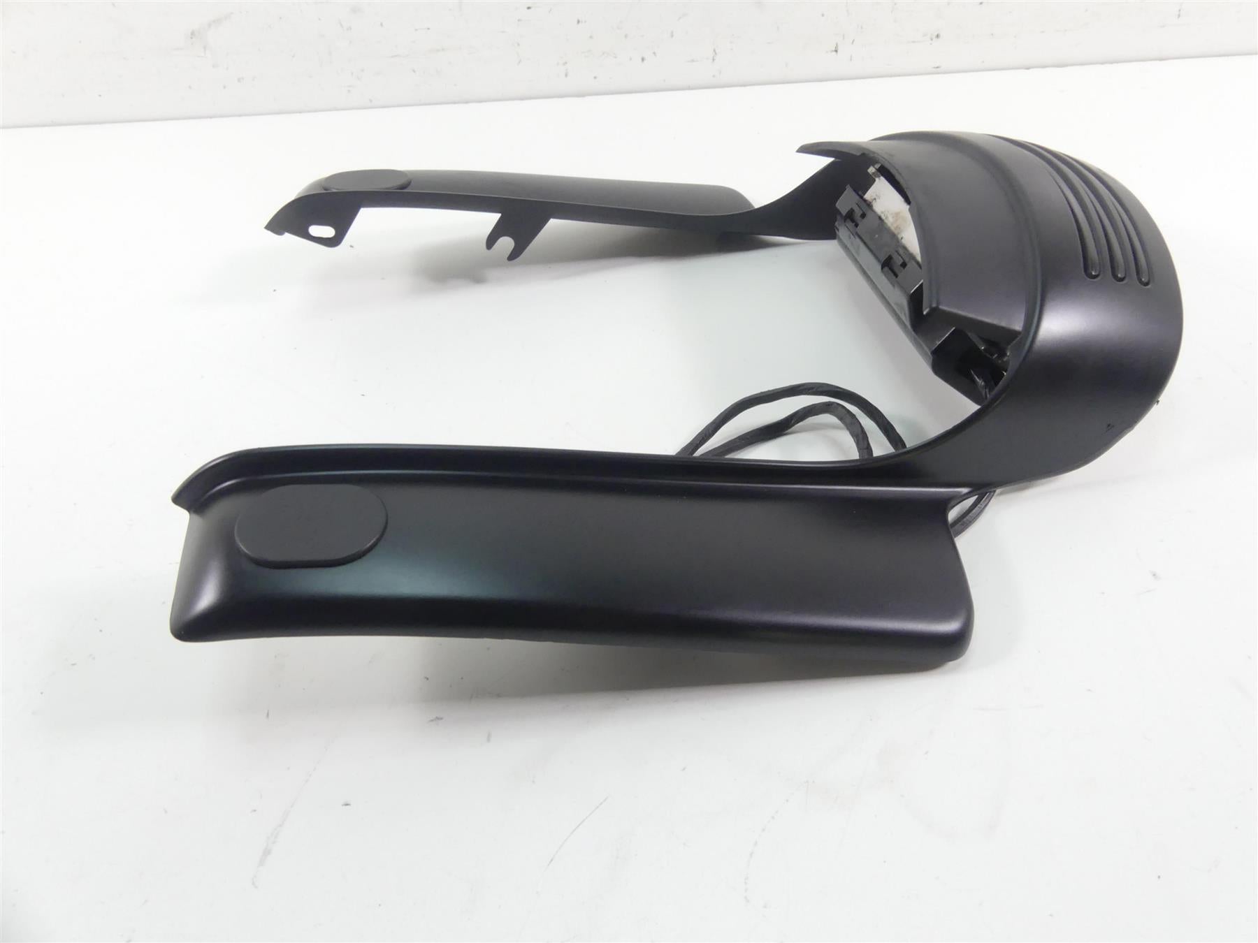 2013 Harley Touring FLTRX Road Glide Taillight Tail Light + Fascia 68296-99A {{ shop.shopifyCountryName }} - Mototech271
