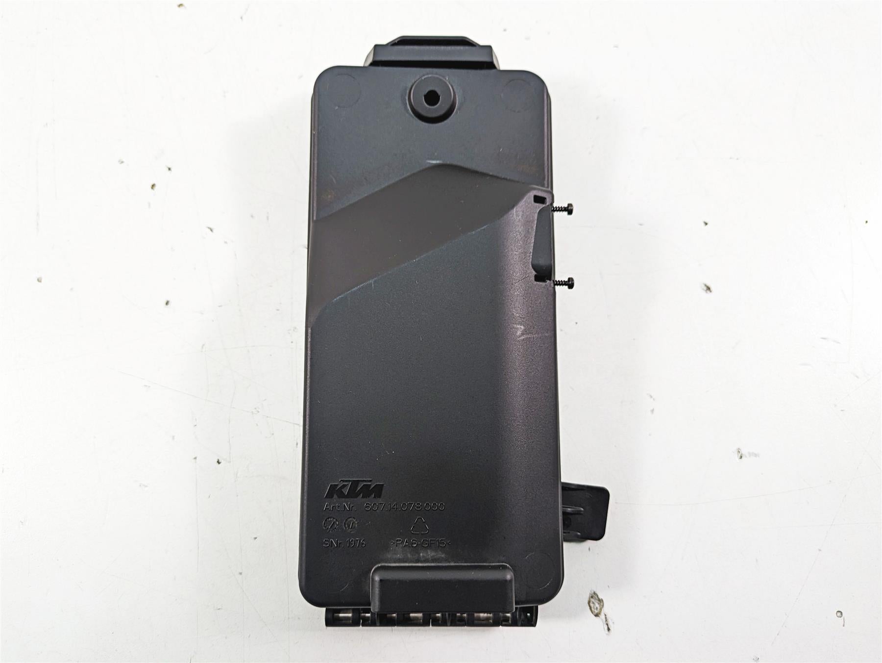2020 KTM 1290 Super Adventure R Phone Case Holder Stay Tech Box0 60714078000 {{ shop.shopifyCountryName }} - Mototech271