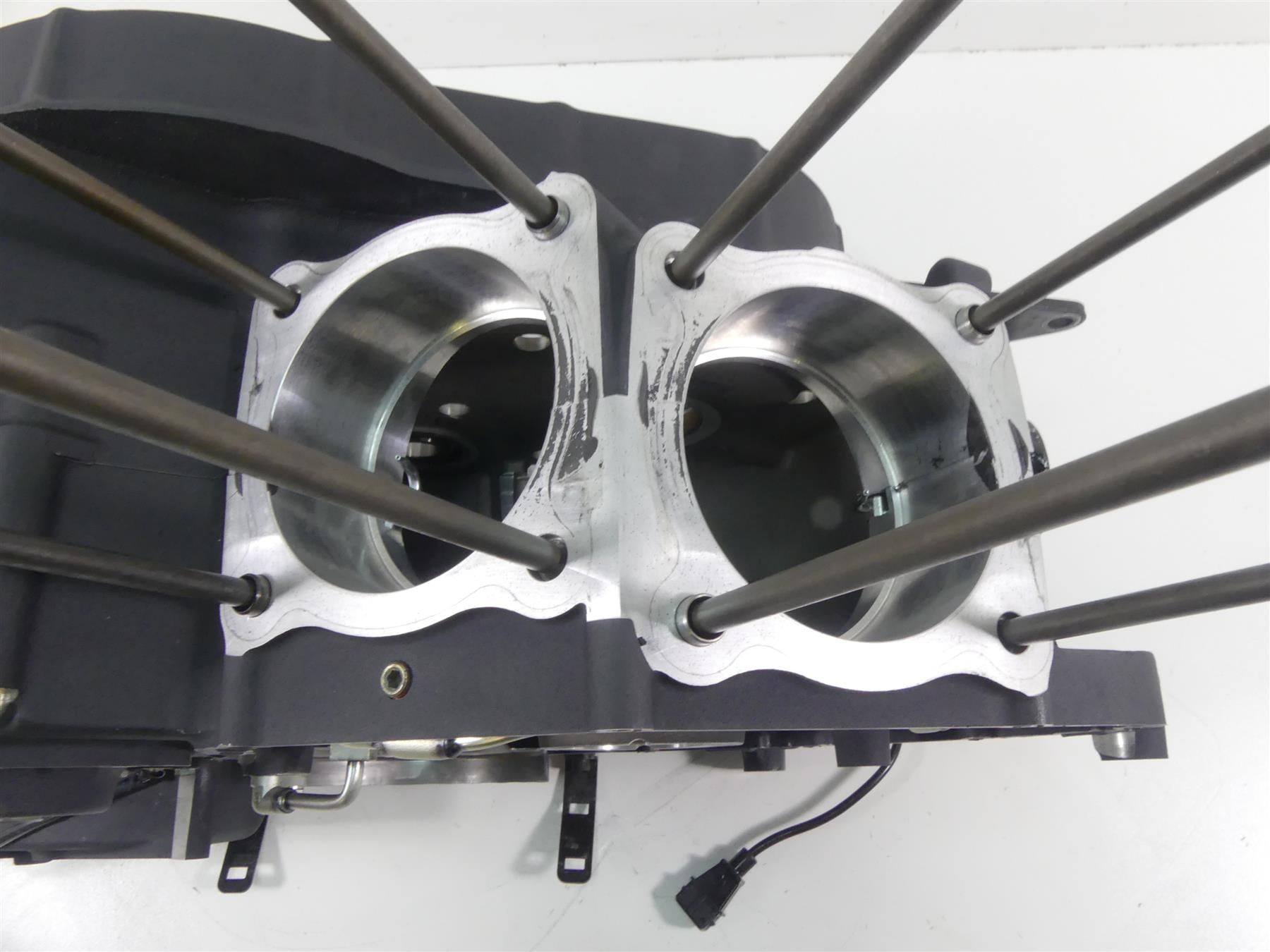 2016 Indian Chieftain Dark Horse Crankcase Crank Case Engine Housing 1205044 {{ shop.shopifyCountryName }} - Mototech271