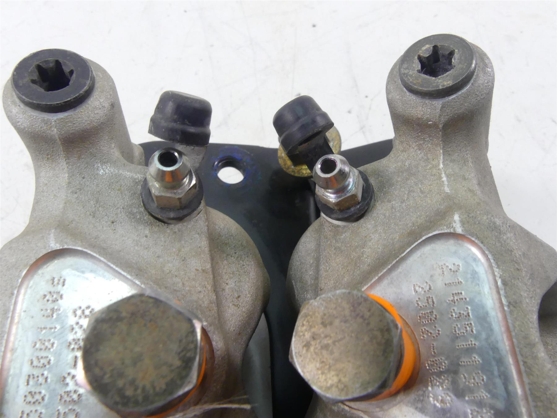 2015 Arctic Wild Cat 700 Sport LTD Front Brake Caliper Set 2502-216 2502-217 {{ shop.shopifyCountryName }} - Mototech271