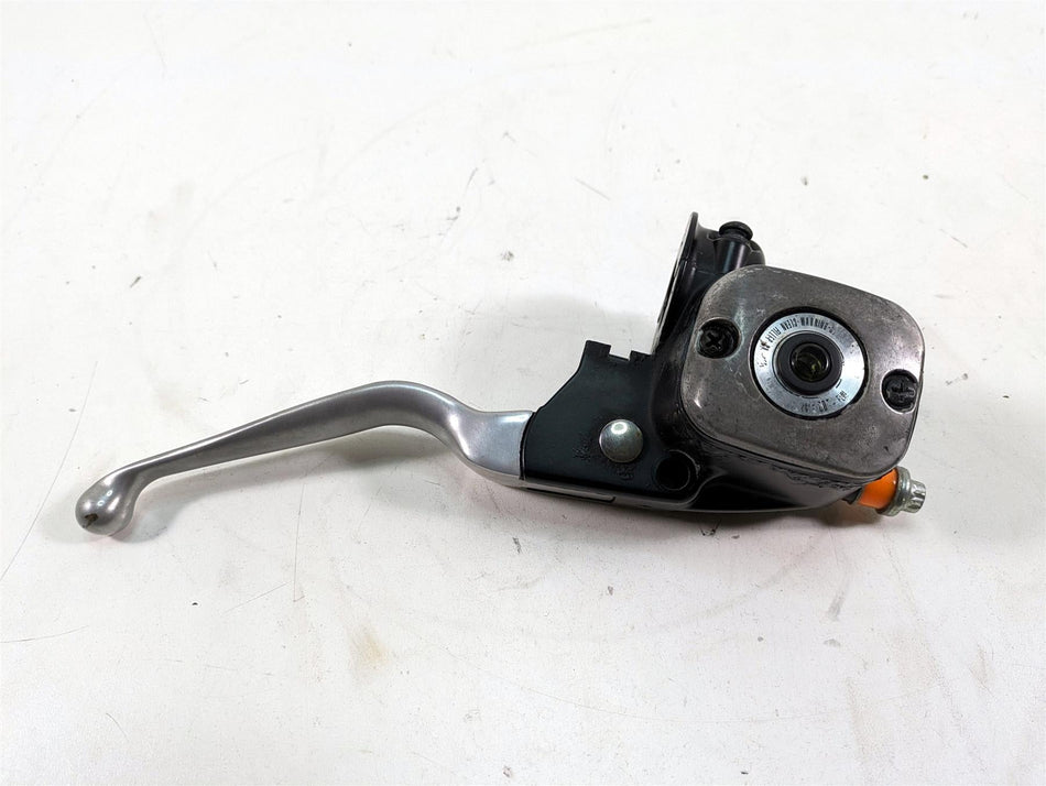 2006 Harley Touring FLHTCUI Electra Glide Front Brake Master Cylinder 41700738 {{ shop.shopifyCountryName }} - Mototech271