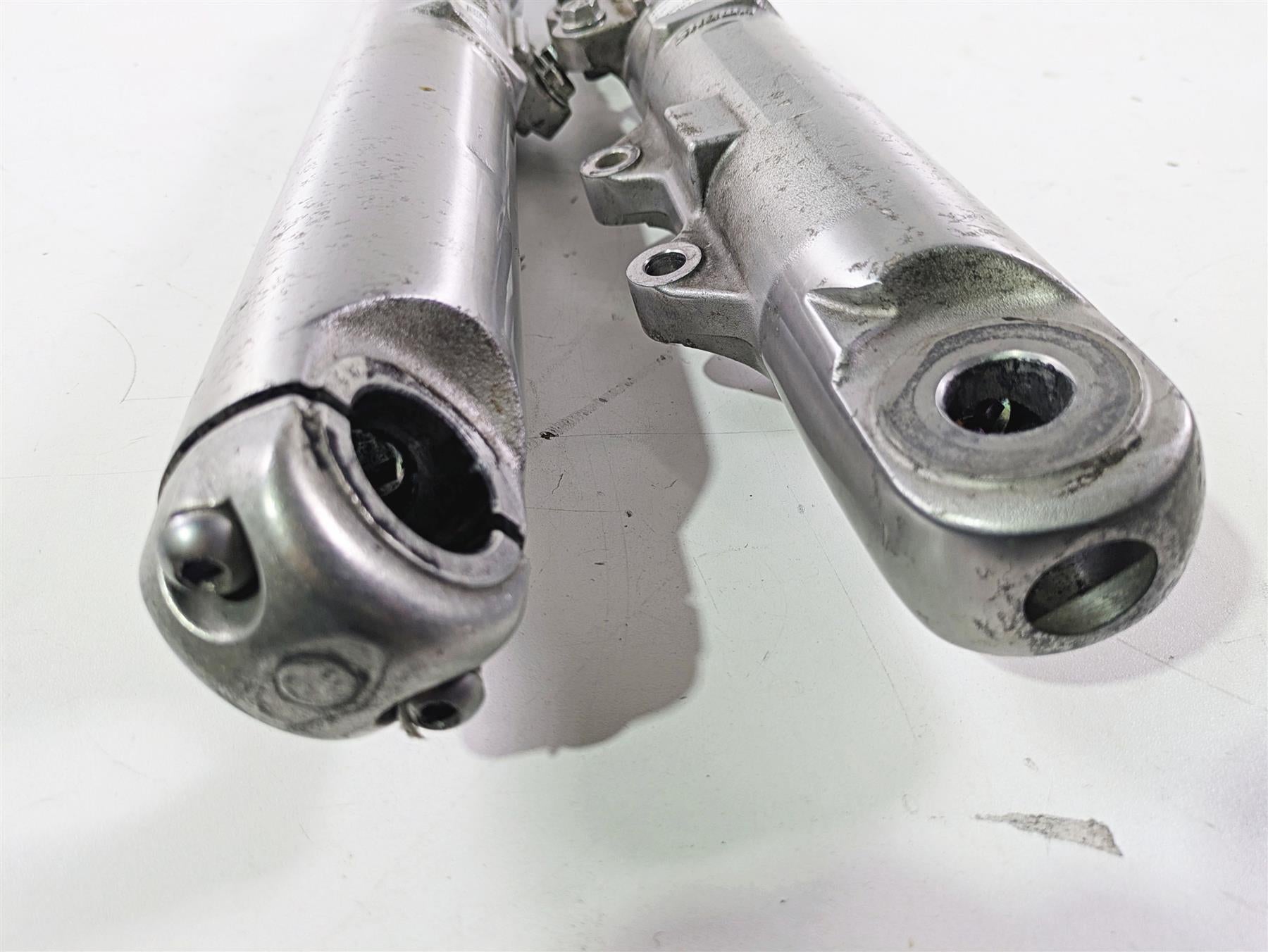 2016 Harley FXDWG Dyna Wide Glide Straight Front Fork Leg Set 49mm 48803-10 {{ shop.shopifyCountryName }} - Mototech271