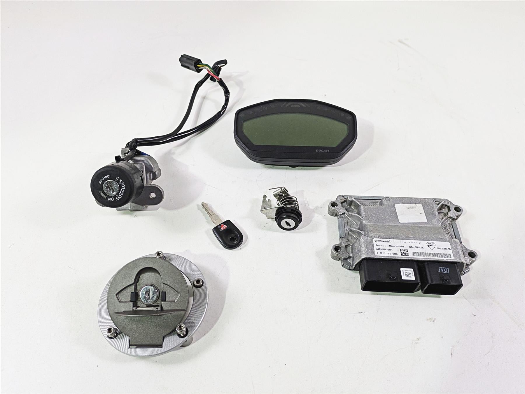 2019 Ducati Supersport 939 S Cdi Ecu Speedometer Ignition Switch Set 40611285D | Mototech271
