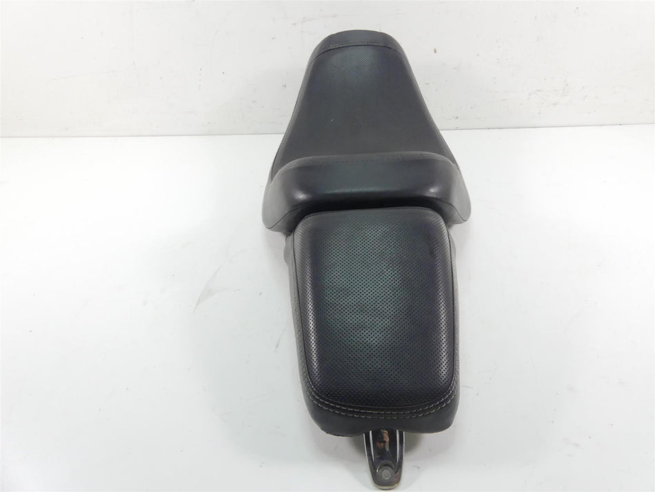 2014 Harley FXDF Dyna Fat Bob Rider Driver Dual Seat Saddle - Read 52000117 {{ shop.shopifyCountryName }} - Mototech271