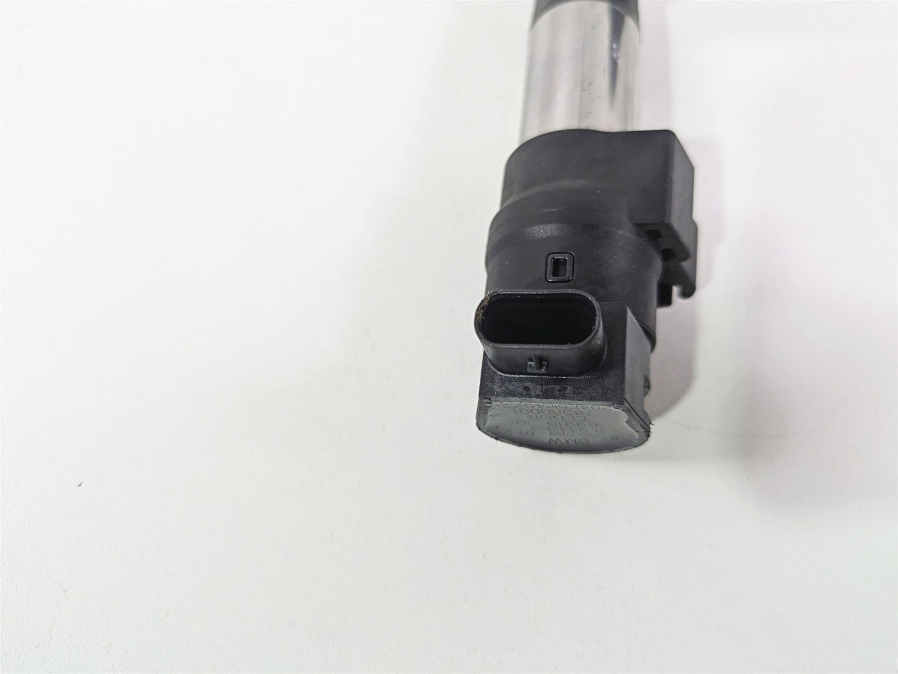 2022 BMW RnineT Pure K22 Eldor Angled Ignition Coil Right 12138565080 {{ shop.shopifyCountryName }} - Mototech271