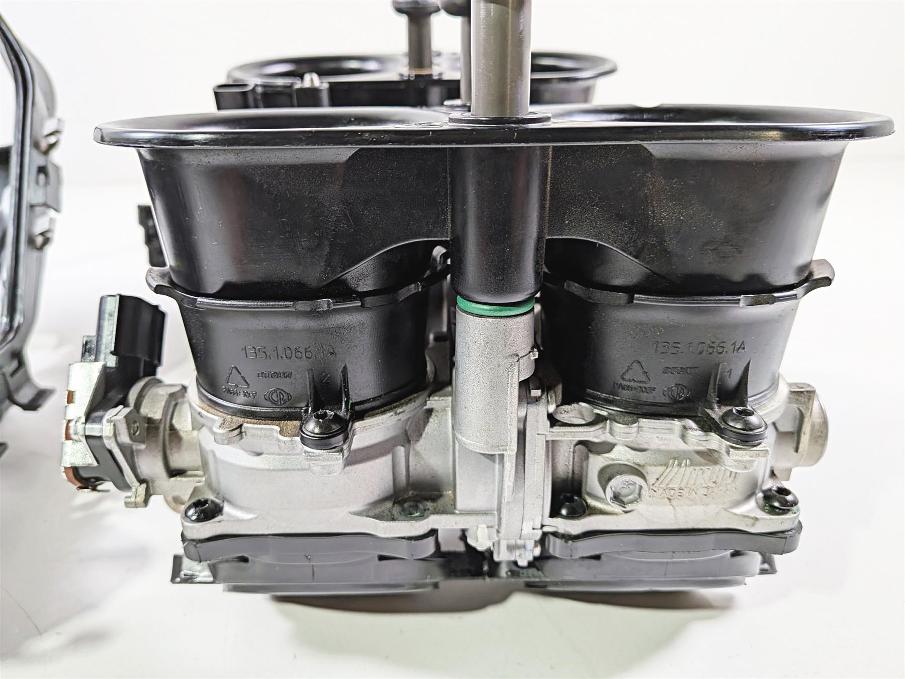 2022 Ducati Panigale V4 S V4S Throttle Body Air Box Assembly -Read 28221213B-Mototech271