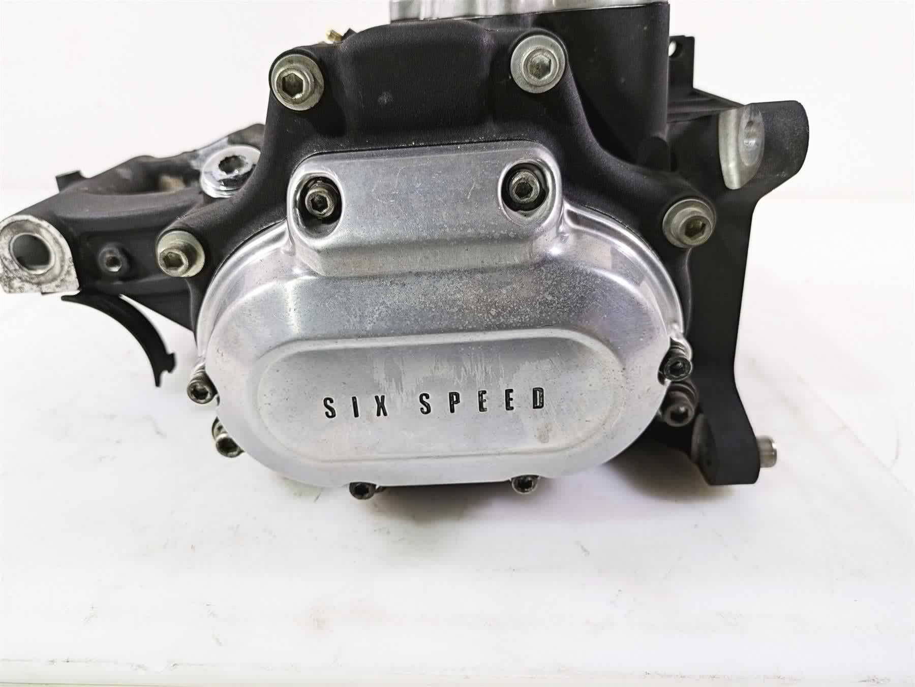 2008 Harley FLSTSB Cross Bones 6-Speed Transmission Gear Box 33030-07A {{ shop.shopifyCountryName }} - Mototech271