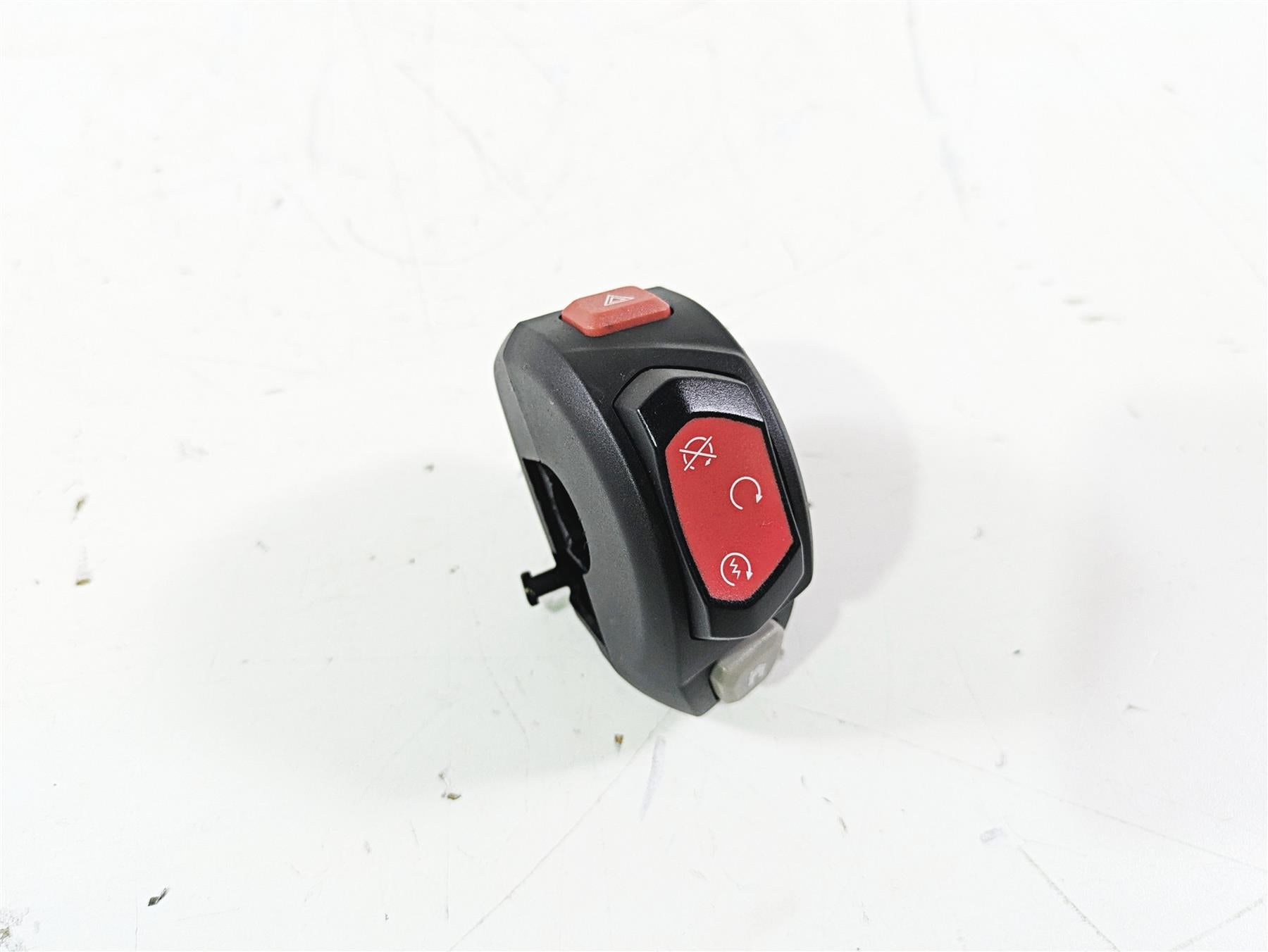 2020 Triumph Daytona 765 Moto2 Right Hand Control Switch T2044828 {{ shop.shopifyCountryName }} - Mototech271