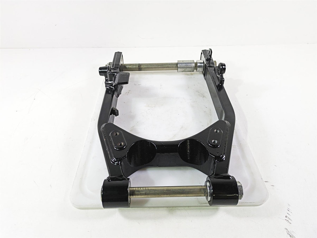2017 Harley Dyna FXDB Street Bob Swingarm & Belt Guards & 25mm Axle 47820-10 {{ shop.shopifyCountryName }} - Mototech271