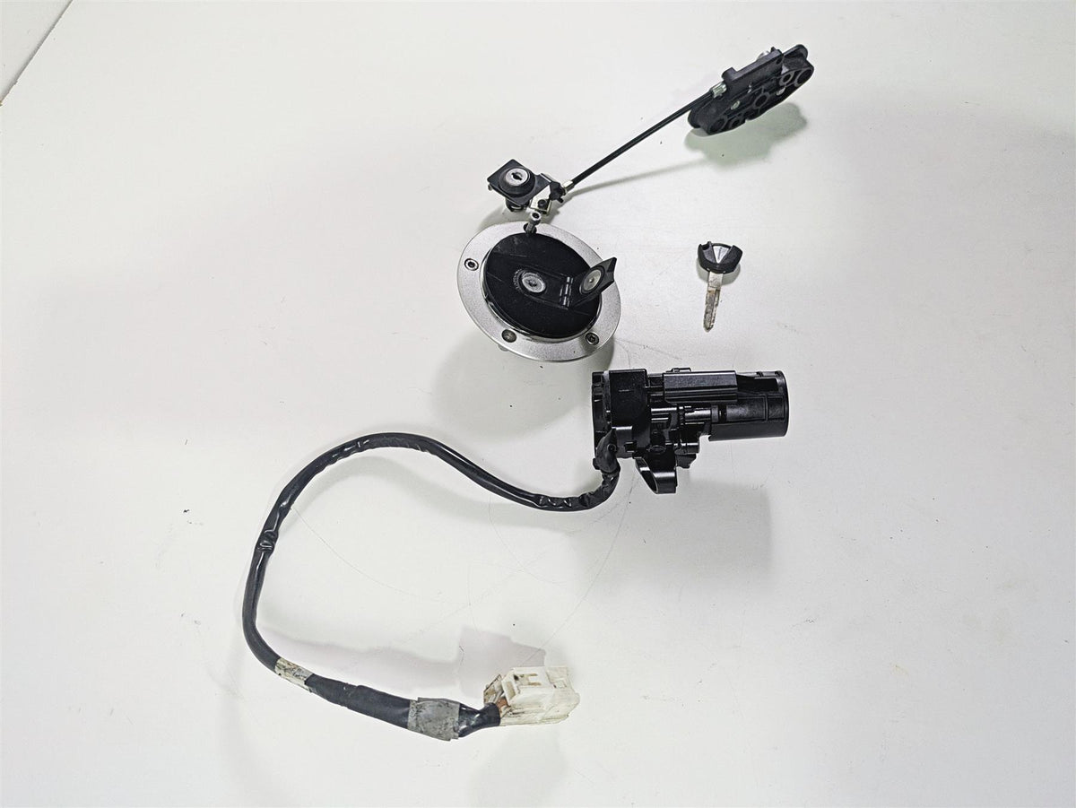 2016 Kawasaki ZX10R Ninja Ignition Switch Key Lock Tank Cap Set 27048-5104 {{ shop.shopifyCountryName }} - Mototech271