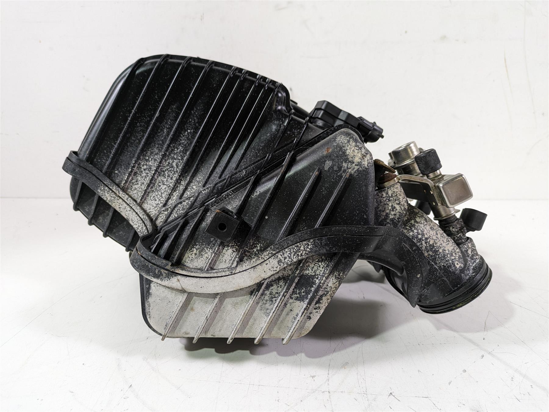 2020 Polaris RZR 900 S Intake Box & Injectors & Fuel Rail 1205891 2521068 {{ shop.shopifyCountryName }} - Mototech271